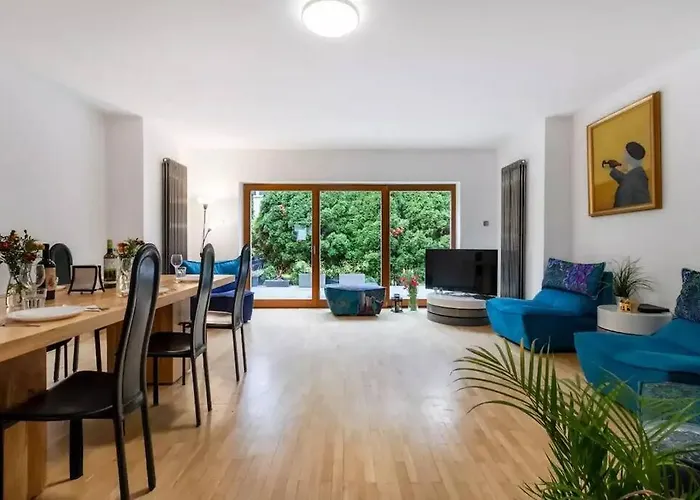 Apartament Cozy With 6 Bedrooms