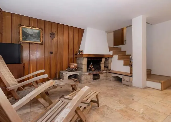 Cozy With 6 Bedrooms * Warszawa